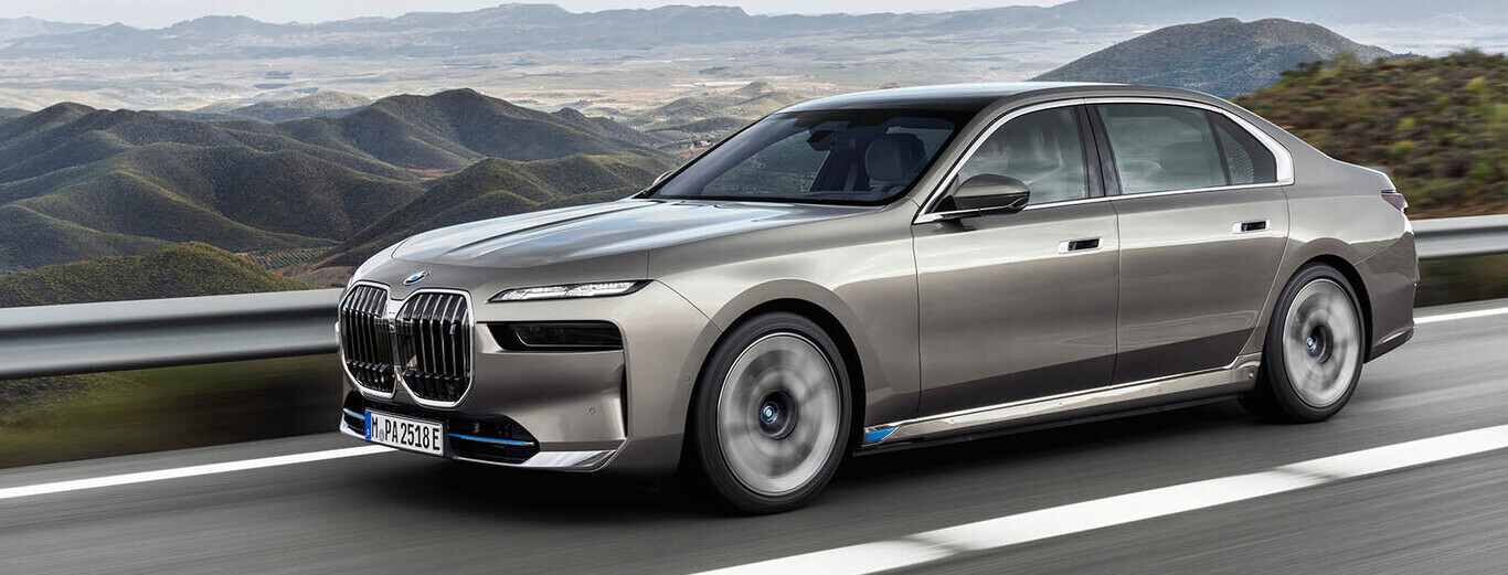 BMW i7